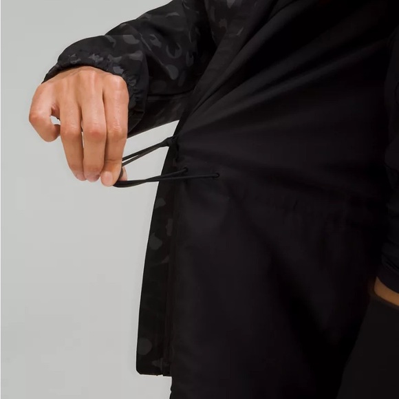 Lululemon Water Repellant Jacket - Picture 6 of 12